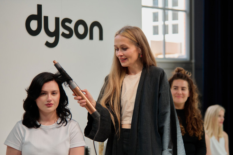 Dyson Airwrap (2022) demonstratie