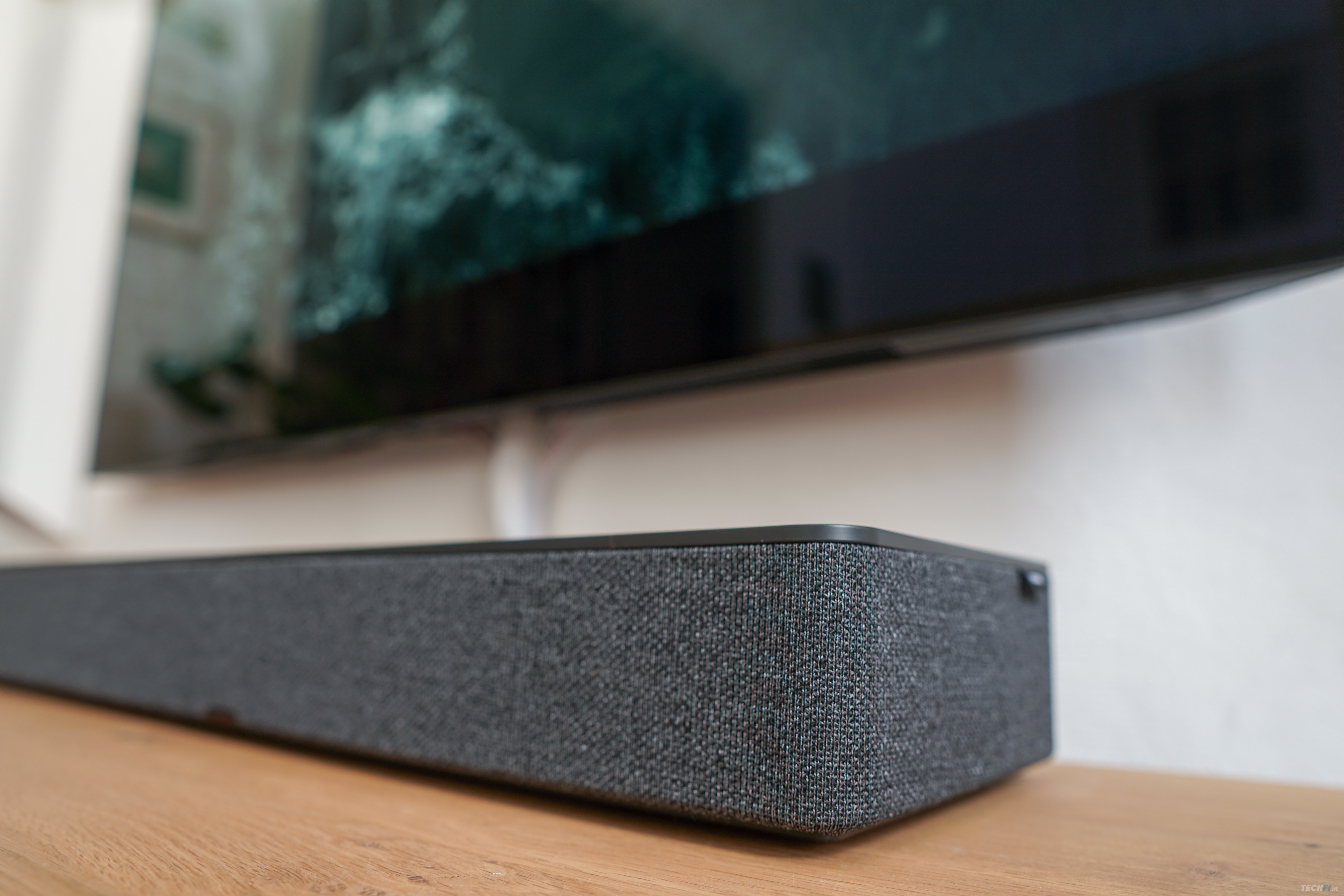 Loewe sound bar hot sale