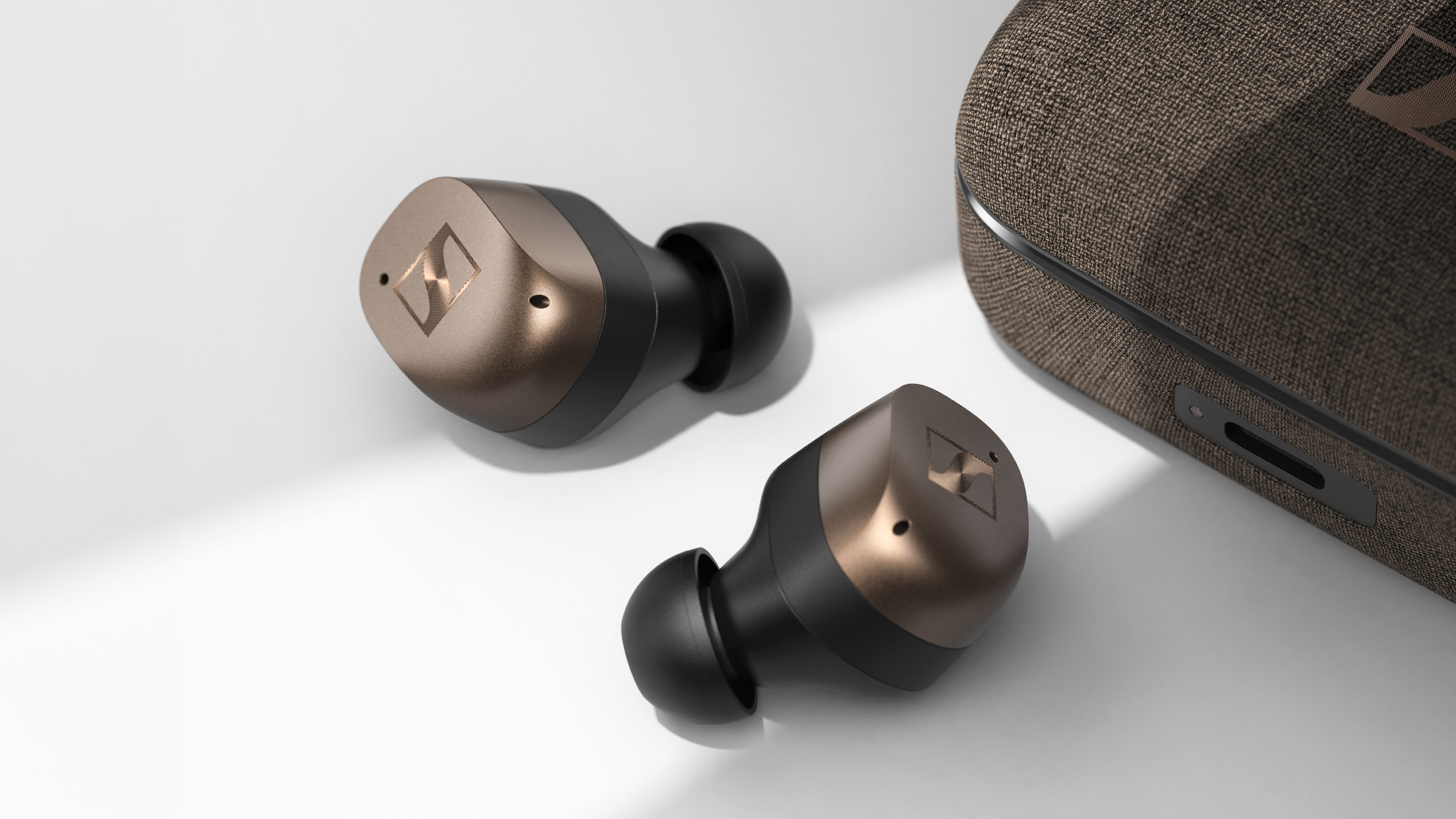 20240112090145_Sennheiser-