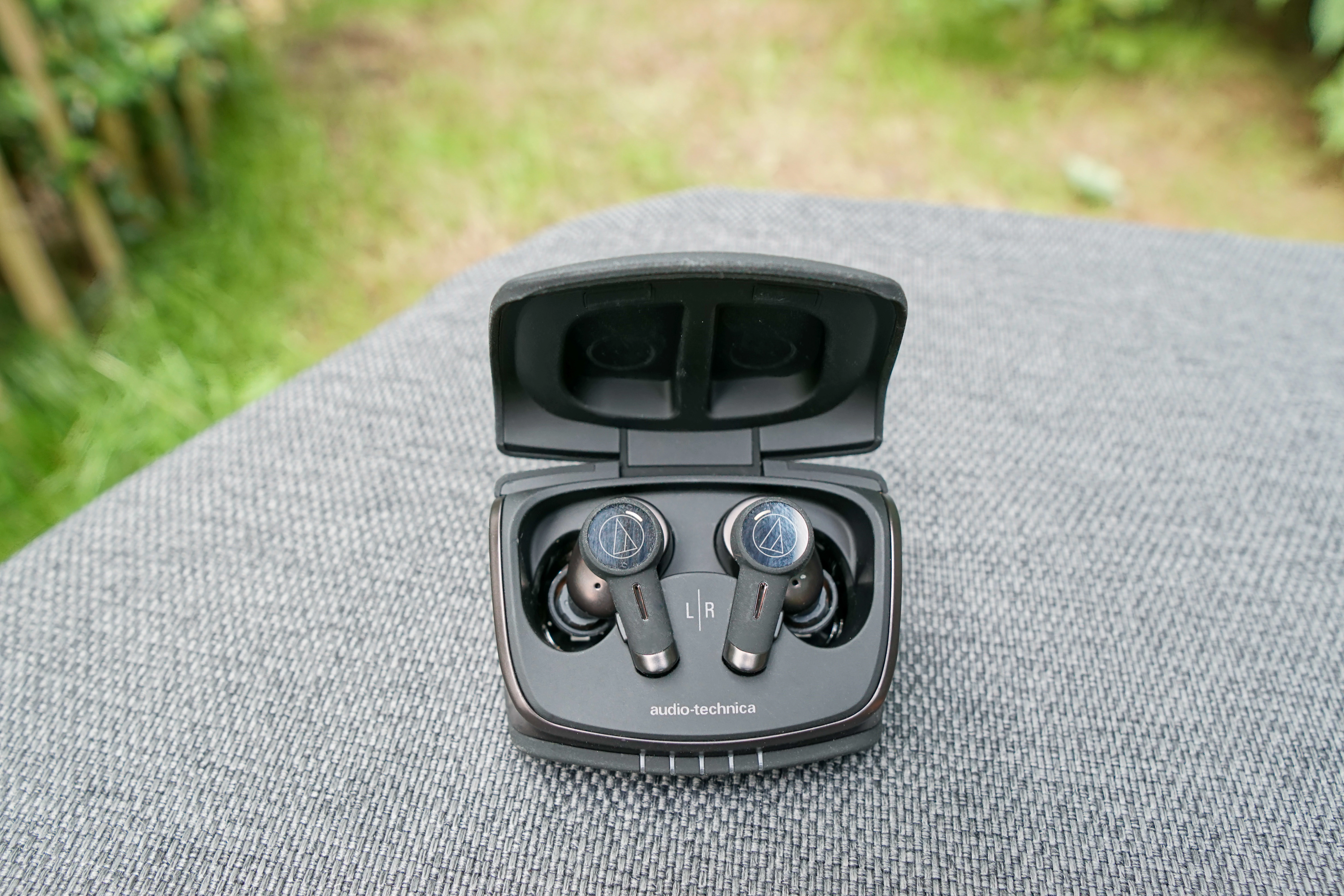 Audio-Technica ATH-TWX9 mini review: typisch Japans | TechFi