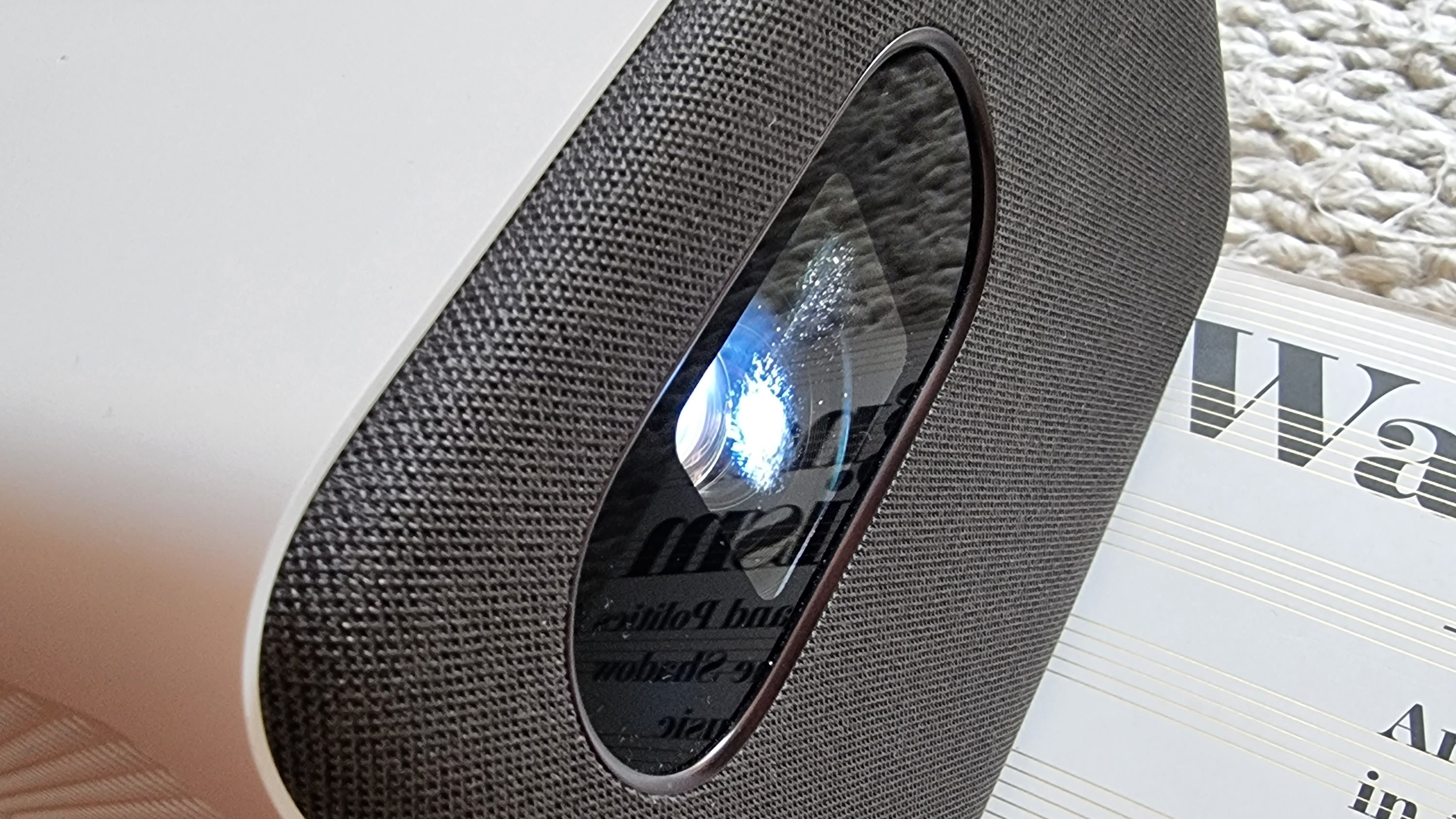 Xiaomi Mi Smart Projector 2 Pro review: een echt slimme mini beamer ...