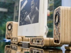 Als je nog iets bijzonders zocht voor geluid bij je PC, is het Audel Nika Desktop System wat voor je