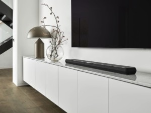 Bowers & Wilkins Panorama 3 soundbar is gemaakt om het zonder extra speakers te doen