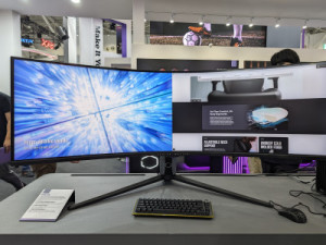 Cooler Master doet mee met de groten en komt met een 57-inch superwide gaming monitor