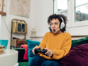 JBL kondigt nieuwe Quantum draadloze gaming headsets met headtracking voor consoles aan