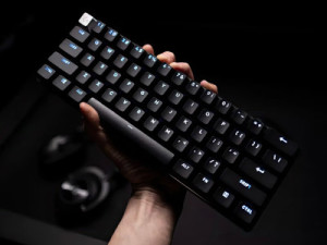 Het Logitech G PRO X 60 gaming toetsenbord probeert het inherente nadeel van 60% keyboards op te lossen