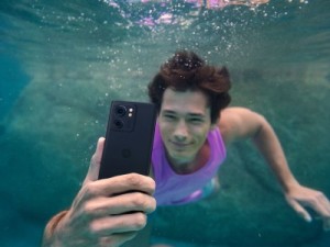 Na de Edge 40 Pro is ook de nieuwe Motorola Edge 40 waterdicht