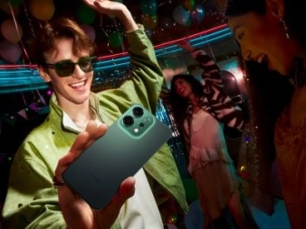 De OPPO Reno14 zet in op fotograferen met flits (en AI)