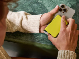 De Secrid MagSafe is ontworpen voor de iPhone, maar moet ook met de Pixel 10 werken