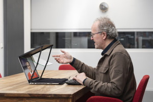 Nederlandse startup EyeContact brengt videobellen met oogcontact naar laptops